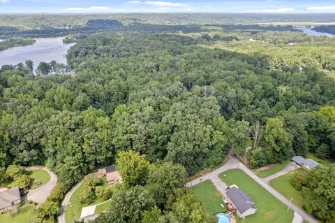 1 Patrick Dr, Dover, TN 37058 photo 4