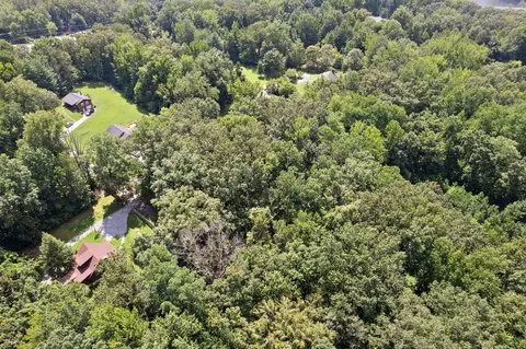 1 Patrick Dr, Dover, TN 37058 photo 9