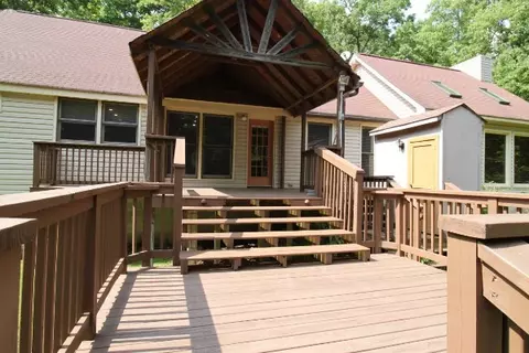132 Woodland Ln, Hartsville, TN 37074