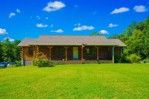 1028 Lockridge Ln, Ashland City, TN 37015