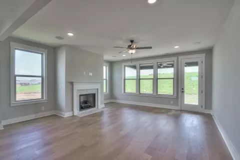 184 Phillips Bnd, Spring Hill, TN 37174 photo 12