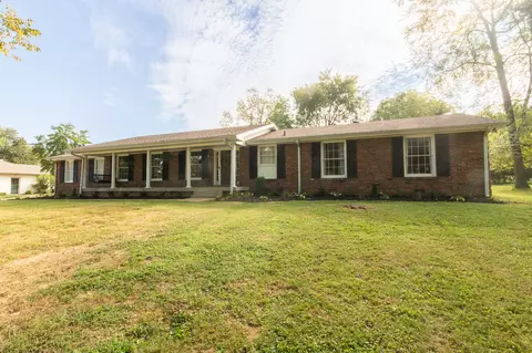237 Lake Terrace Dr, Hendersonville, TN 37075