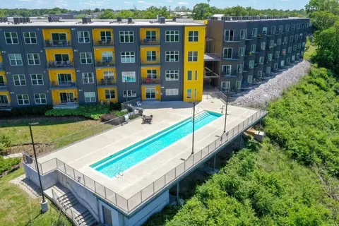 400 Herron Dr #302, Nashville, TN 37210