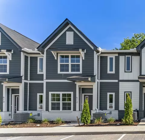 700 N Dupont Ave #513, Madison, TN 37115