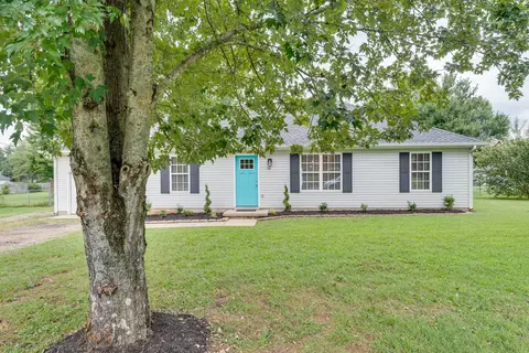 116 Royal Garden Dr, Murfreesboro, TN 37130