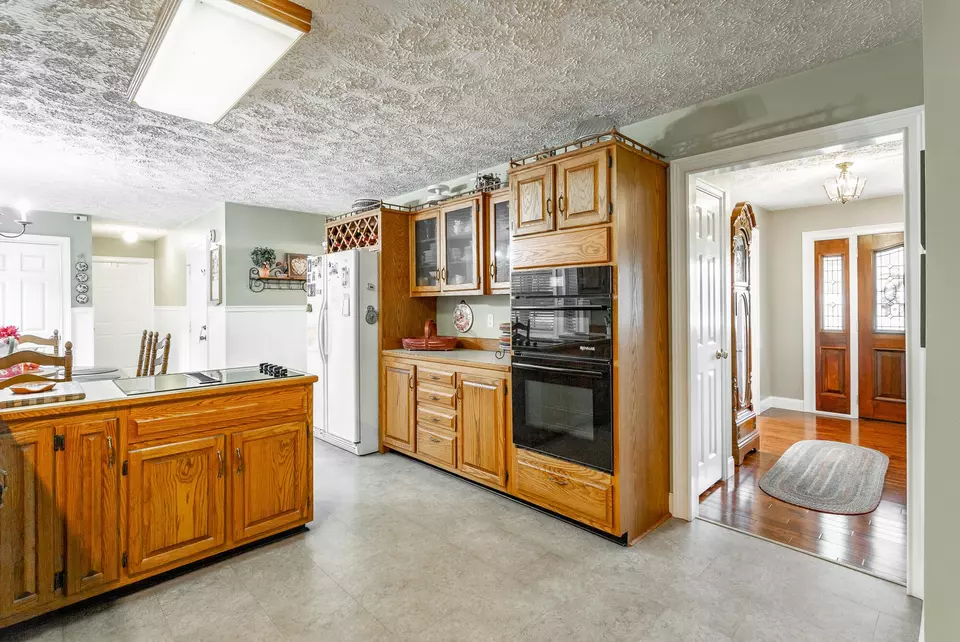  919 Rose Marie Ct, Soddy Daisy, TN 37379 photo 13
