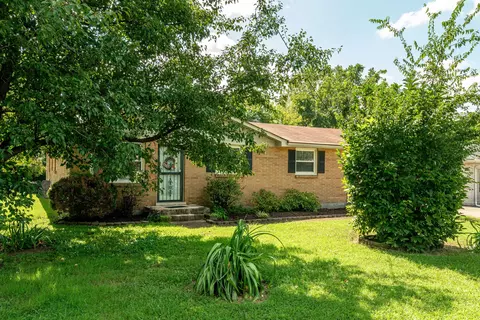 3212 Crislynndale Dr, Nashville, TN 37207