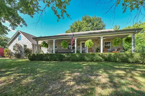 641 Harris Ln, Gallatin, TN 37066