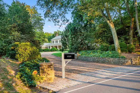 1320 Page Rd, Nashville, TN 37205
