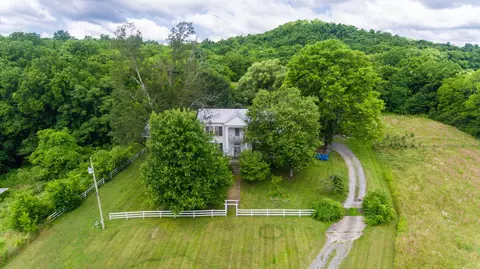 482 Sandusky Rd, Shelbyville, TN 37160