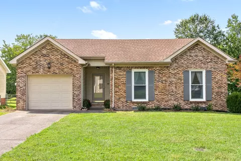 271 Kathleen Ct, Clarksville, TN 37043