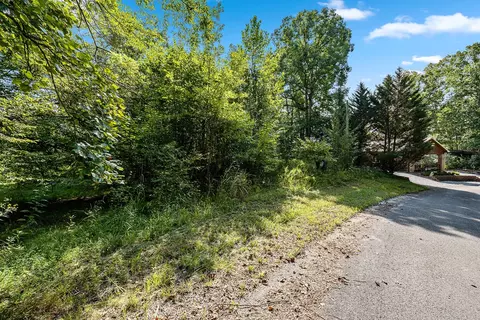 255 Caney View Cir, Quebeck, TN 38579 photo 11