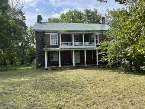 518 Main St, Huntland, TN 37345