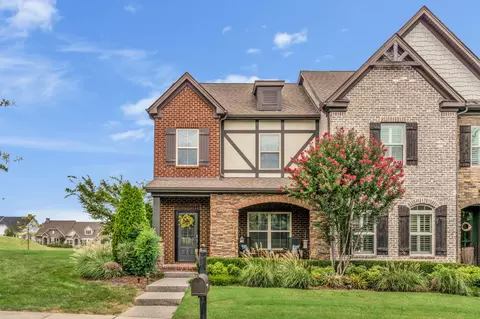 951 Innsbrooke Ave, Hendersonville, TN 37075