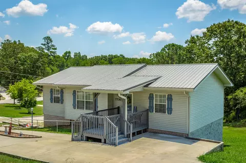 7736 Farmwood Ln, Harrison, TN 37341