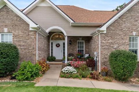 1554 Rosebury Ln, Clarksville, TN 37043