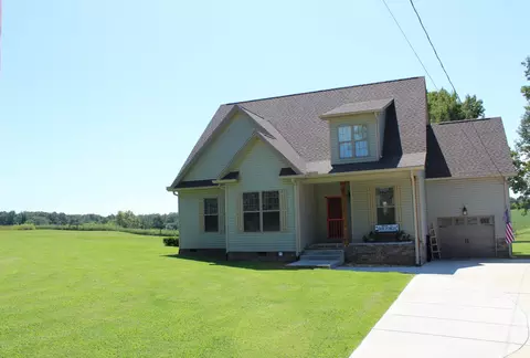 1078 Old Seminary Rd, Manchester, TN 37355