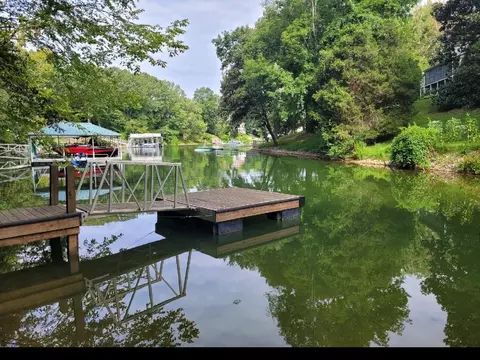 138 Bluff Dr, Winchester, TN 37398
