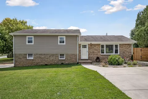 301 Shadowlawn St, Mcminnville, TN 37110