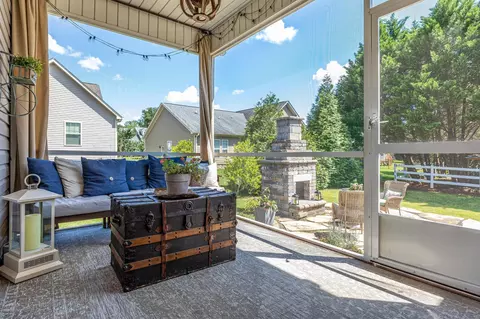 8576 Stack Rock Ln, Ooltewah, TN 37363 photo 6