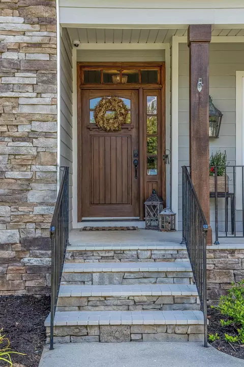 8576 Stack Rock Ln, Ooltewah, TN 37363 photo 4