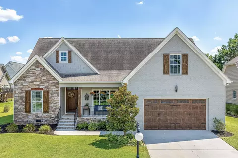 8576 Stack Rock Ln, Ooltewah, TN 37363