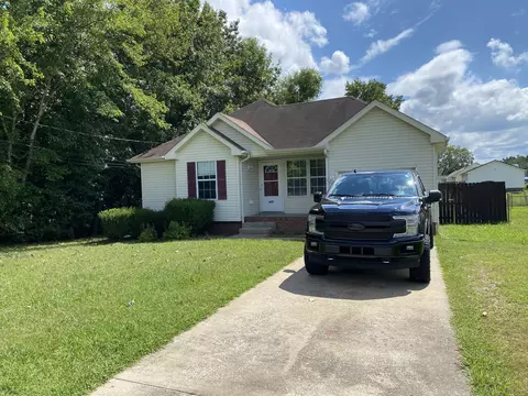 407 Woodale Dr, Clarksville, TN 37042