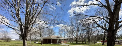 3024 Trace Creek Rd, Mcewen, TN 37101