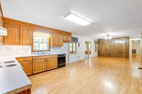 3748 Aydelott Rd, Centerville, TN 37033 photo 13