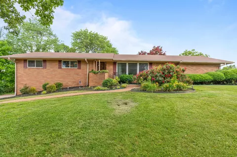 1727 Skyline Dr, Chattanooga, TN 37421