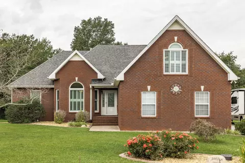 3002 Hollowfield Ln, Greenbrier, TN 37073