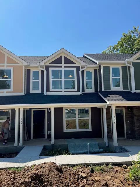 620 E Old Hickory Blvd, Madison, TN 37115