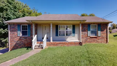 2027 Windroe Dr, Clarksville, TN 37042