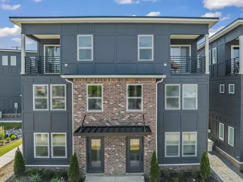 102 Duke St #43, Nashville, TN 37207