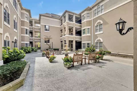 3818 W End Ave #309, Nashville, TN 37205