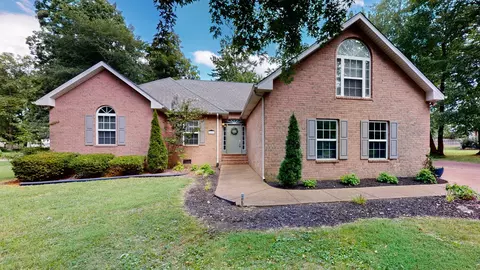 309 Orchard Park Dr, White House, TN 37188