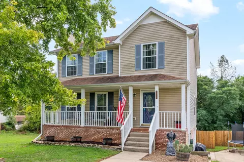 1026 Harding Dr, Clarksville, TN 37042