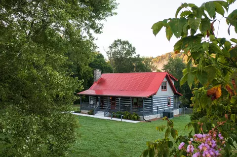 1321 Maddox Rd, Centerville, TN 37033