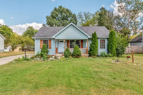 1515 Ridgemont Dr, La Vergne, TN 37086