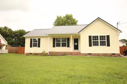 123 Jackson St, Mount Pleasant, TN 38474