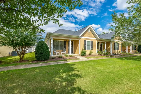 723 Callaway Ct, Chattanooga, TN 37421