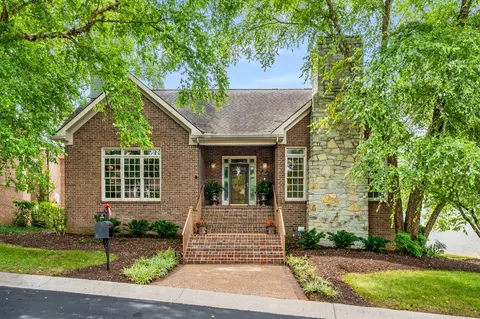 105 Savoy Cir, Nashville, TN 37205