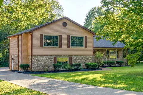166 Alpha Dr, Gallatin, TN 37066