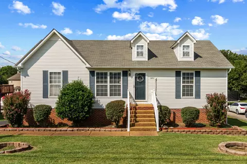1652 Robert Rd, Columbia, TN 38401