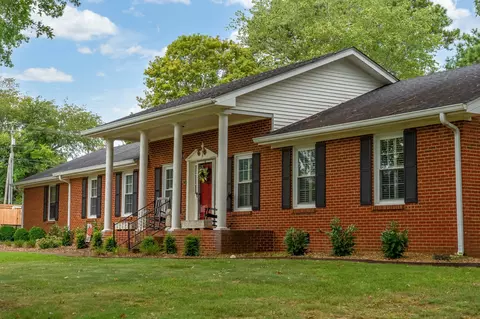 107 Sam Davis Dr, Springfield, TN 37172 photo 2