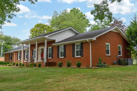 107 Sam Davis Dr, Springfield, TN 37172 photo 3