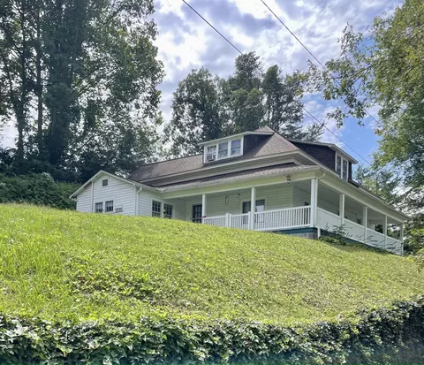 116 Hendrix St, Copperhill, TN 37317