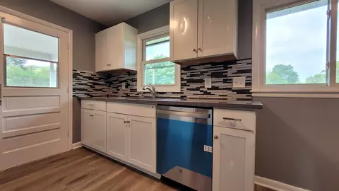 3554 Cedar St S, Murfreesboro, TN 37127 photo 8
