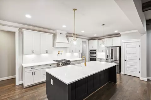 708 Nottingham Ave, Hendersonville, TN 37075