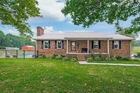 7075 Fairview Rd, Cookeville, TN 38501